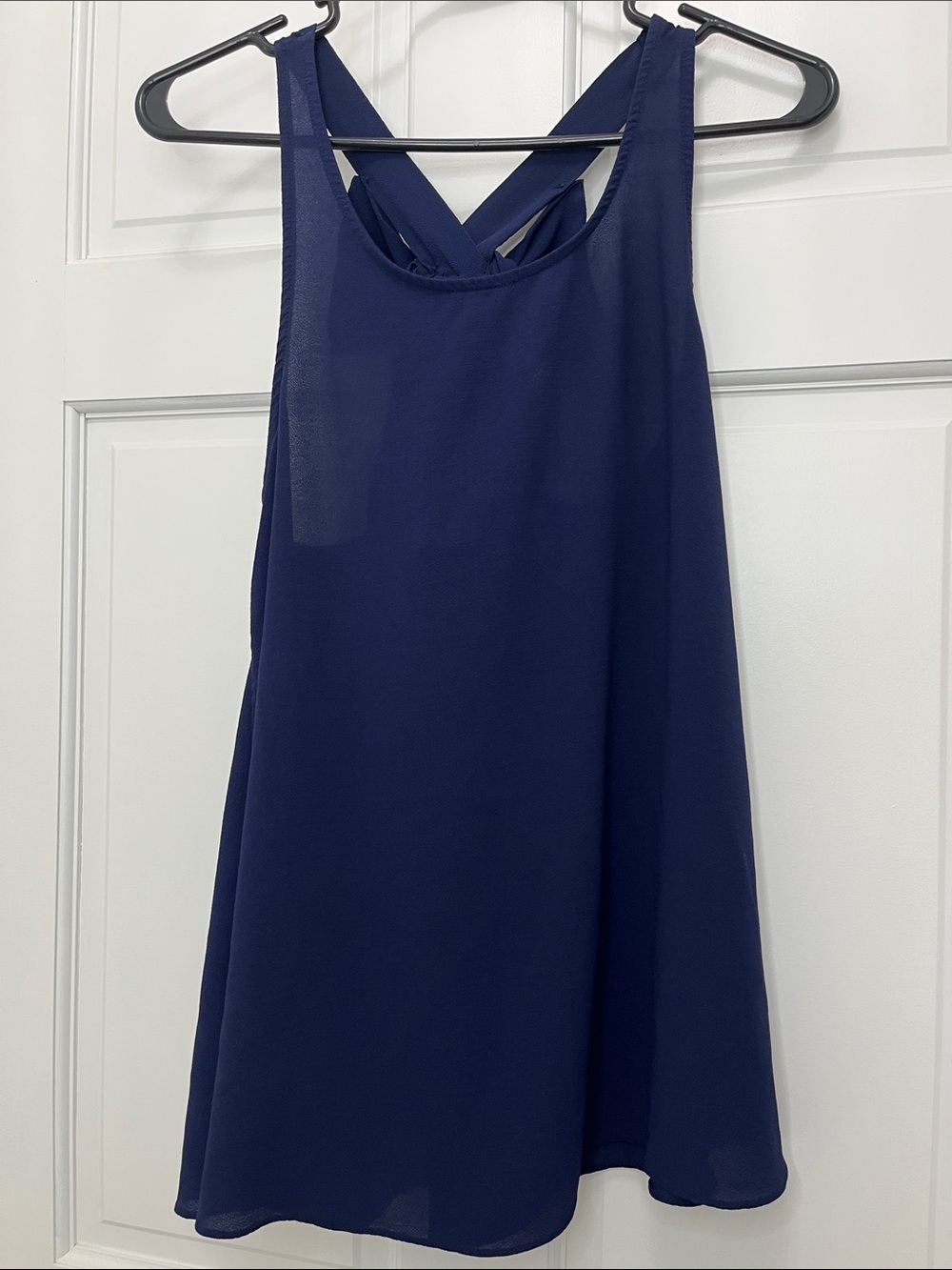 Moa Moa Navy Cross Back Chiffon Tank Top w/ Oversized Bow Accent - Size XS
